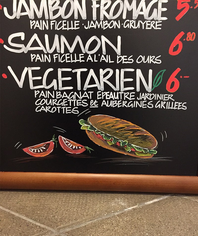 Lettering sur Tableaux noir de menu pour restaurants avec calligraphie et illustrations sur mesure